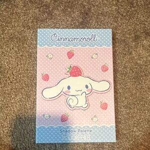 Cinnamoroll Shadow Palette